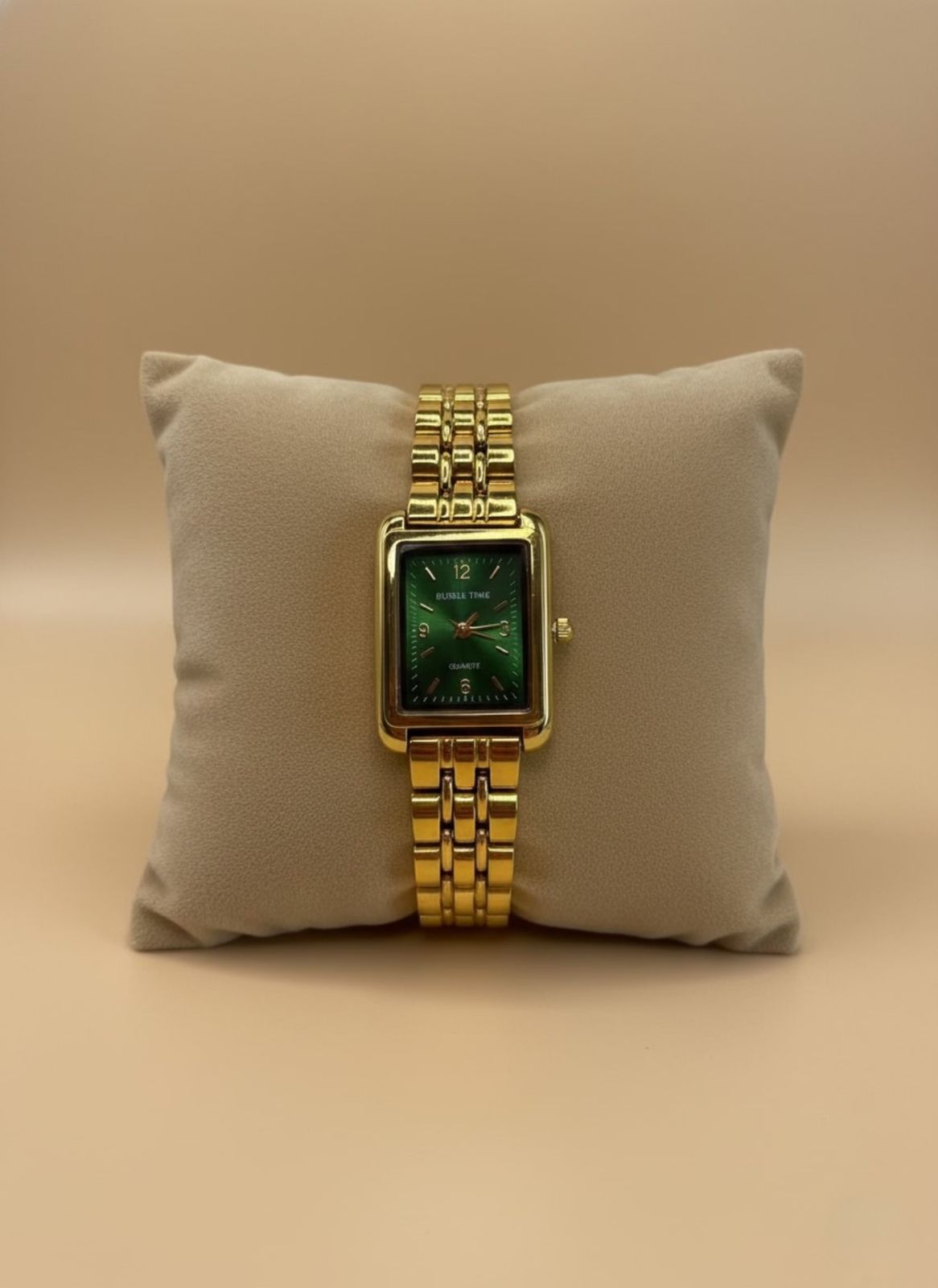 Elegante Reloj de Pulsera Rectangular Dorado con Esfera Verde para Mujer