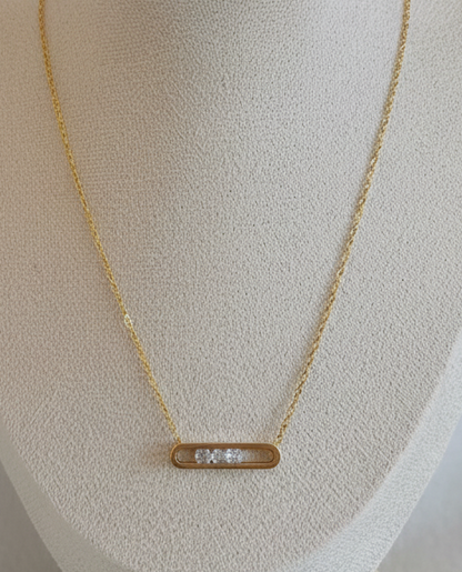 Collar Barra Dorada con Gemas Traslúcidas