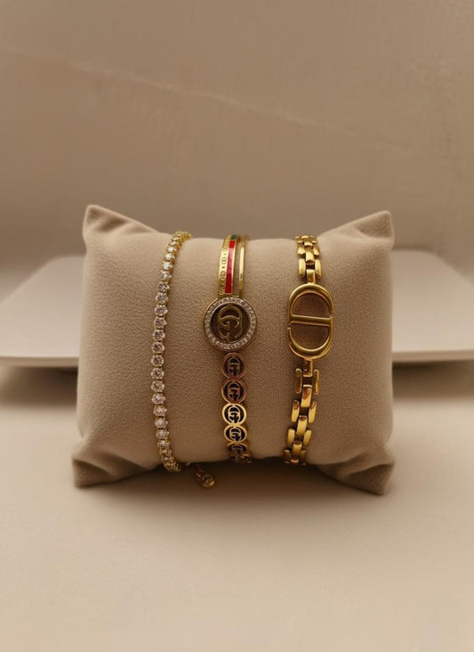 Elegancia Dorada: Pulseras de Lujo para un Toque Distinguido