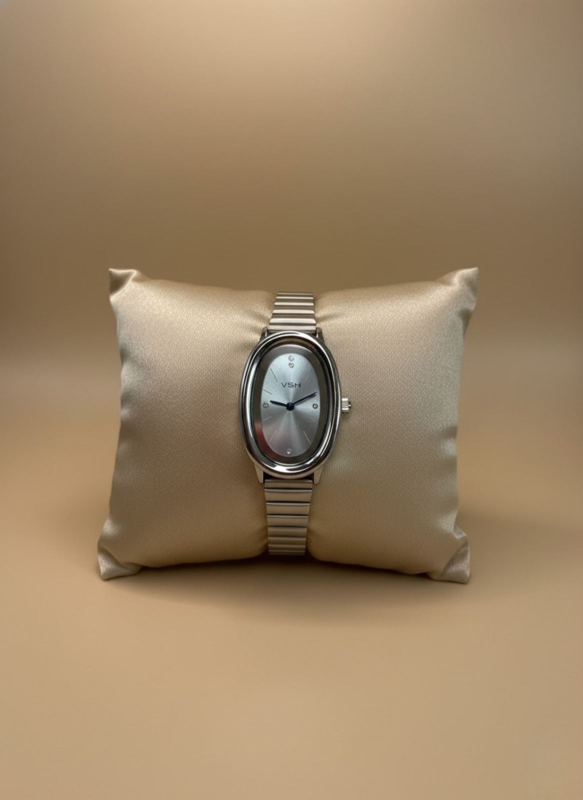 Reloj de Pulsera Ovalado Moderno Plateado para Mujer