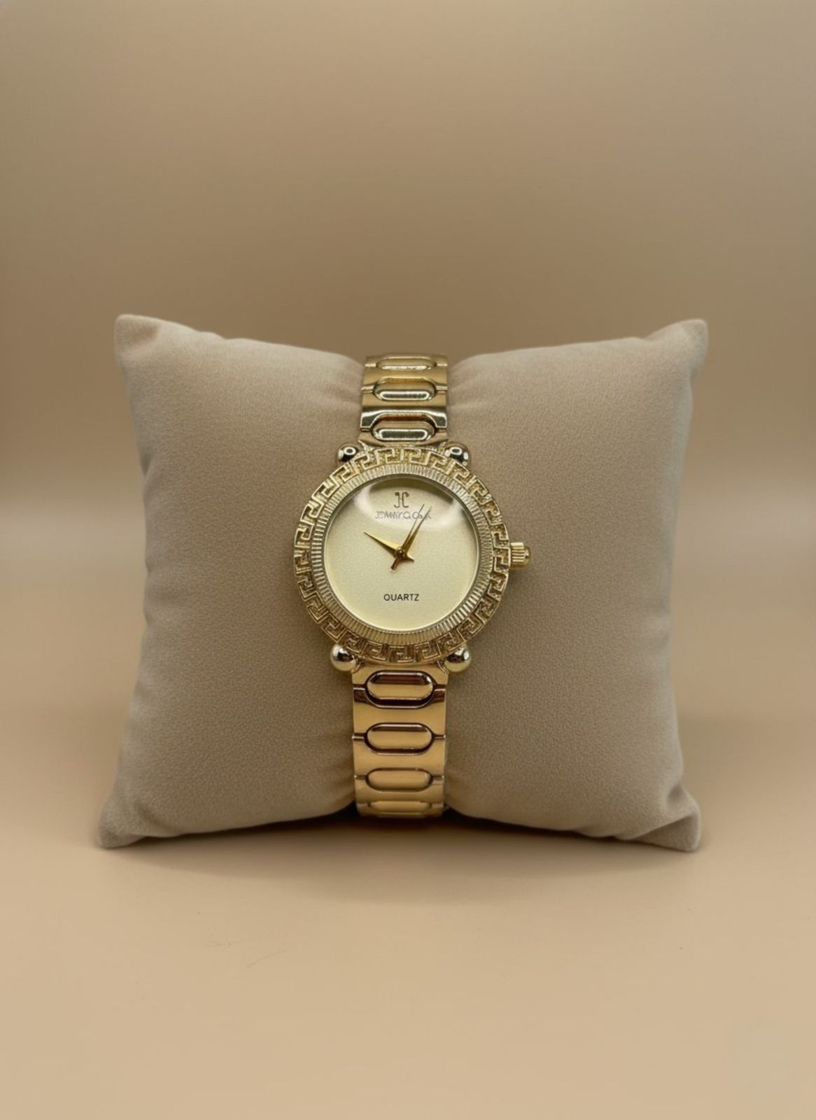 Elegante Reloj de Pulsera Dorado para Mujer