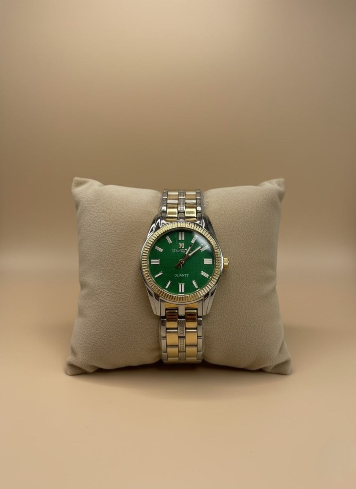 Elegante Reloj de Pulsera Bicolor con Esfera Verde para Mujer